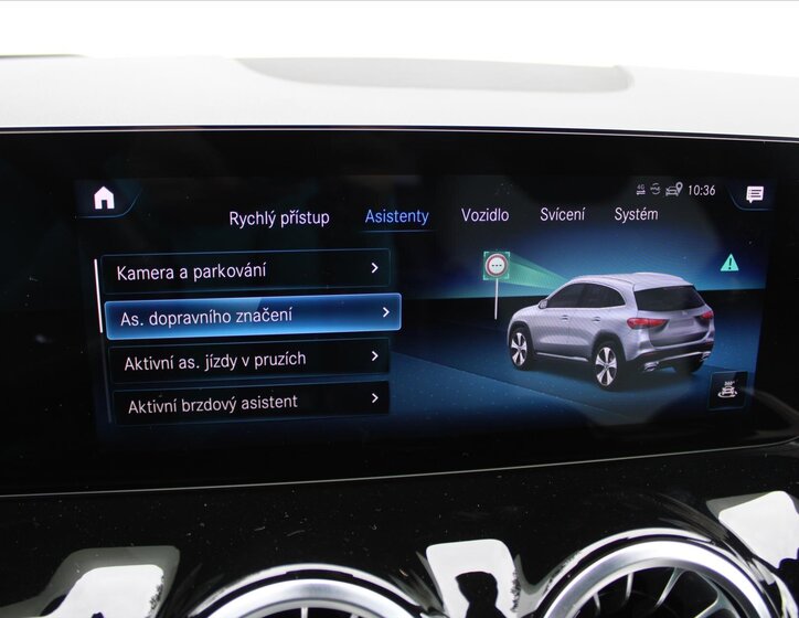 Mercedes-Benz GLA 22