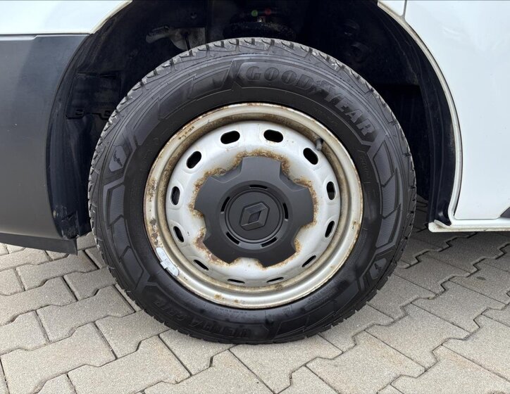 Renault Trafic Skříň 2,0 l 88 kw