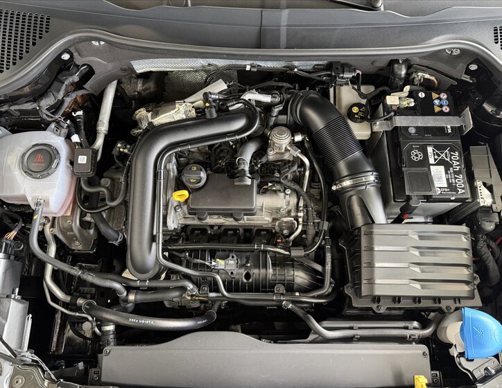 Škoda Karoq Kombi 999,0 85 kw