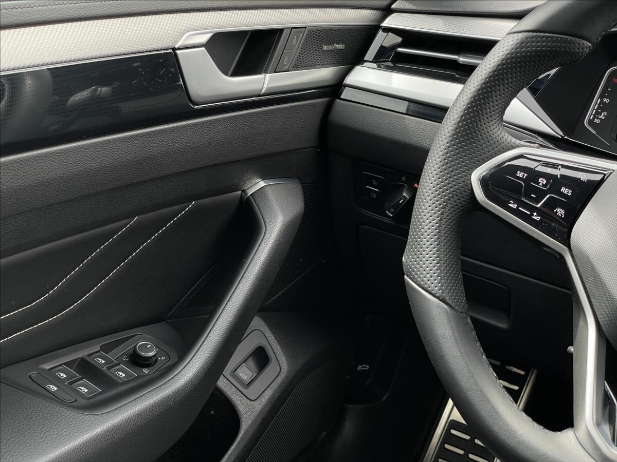 Volkswagen Arteon Hatchback 2,0 l 206 kw