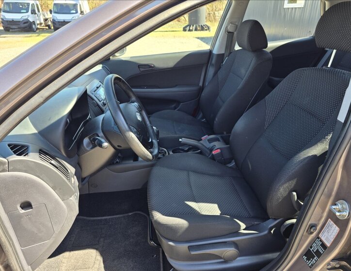 Hyundai i30 Hatchback 1,4 l 80 kw