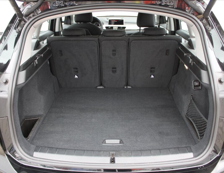 BMW X1 SUV 2,0 l 140 kw