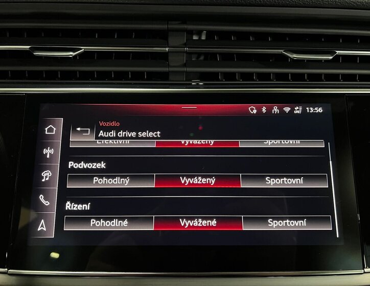 Audi Q8 SUV / Terénní 3,0 l 210 kw