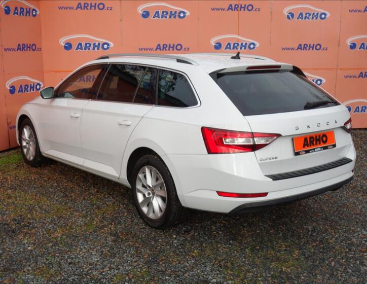 Škoda Superb 5