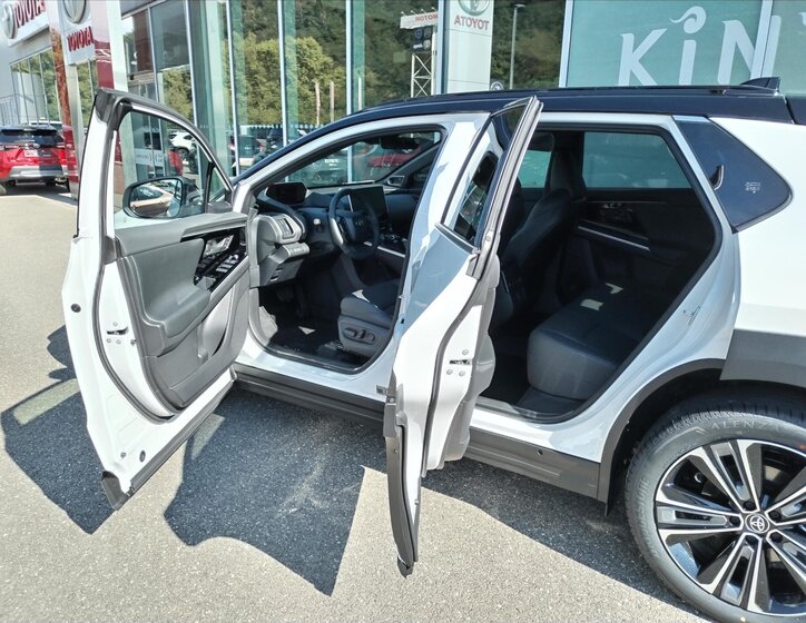 Toyota bZ4X SUV / Terénní 0,0 160 kw