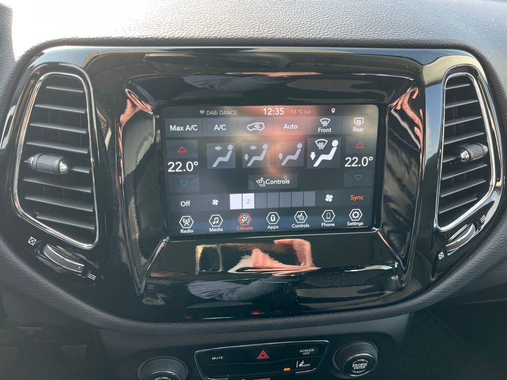 Jeep Compass SUV / Terénní 1,3 l 96 kw