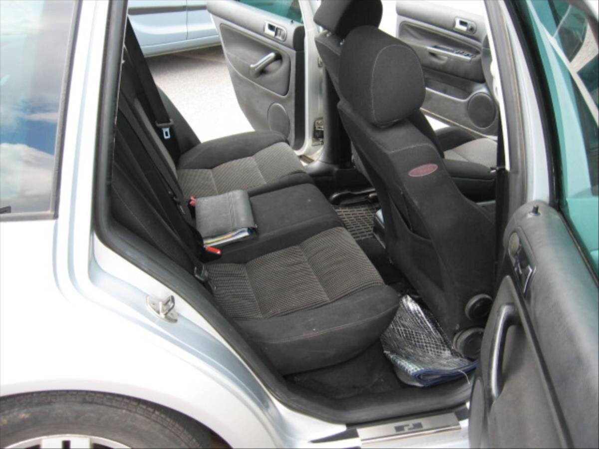 Volkswagen Golf Kombi 1,9 l 74 kw