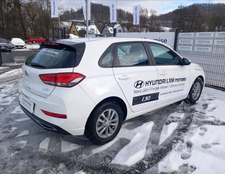 Hyundai i30 Hatchback 998,0 88 kw