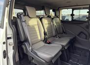 Ford Tourneo Custom 16