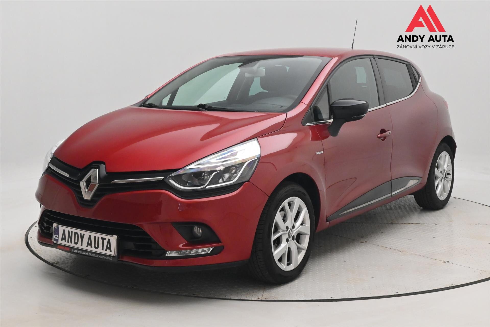 Renault Clio Hatchback 898,0 66 kw
