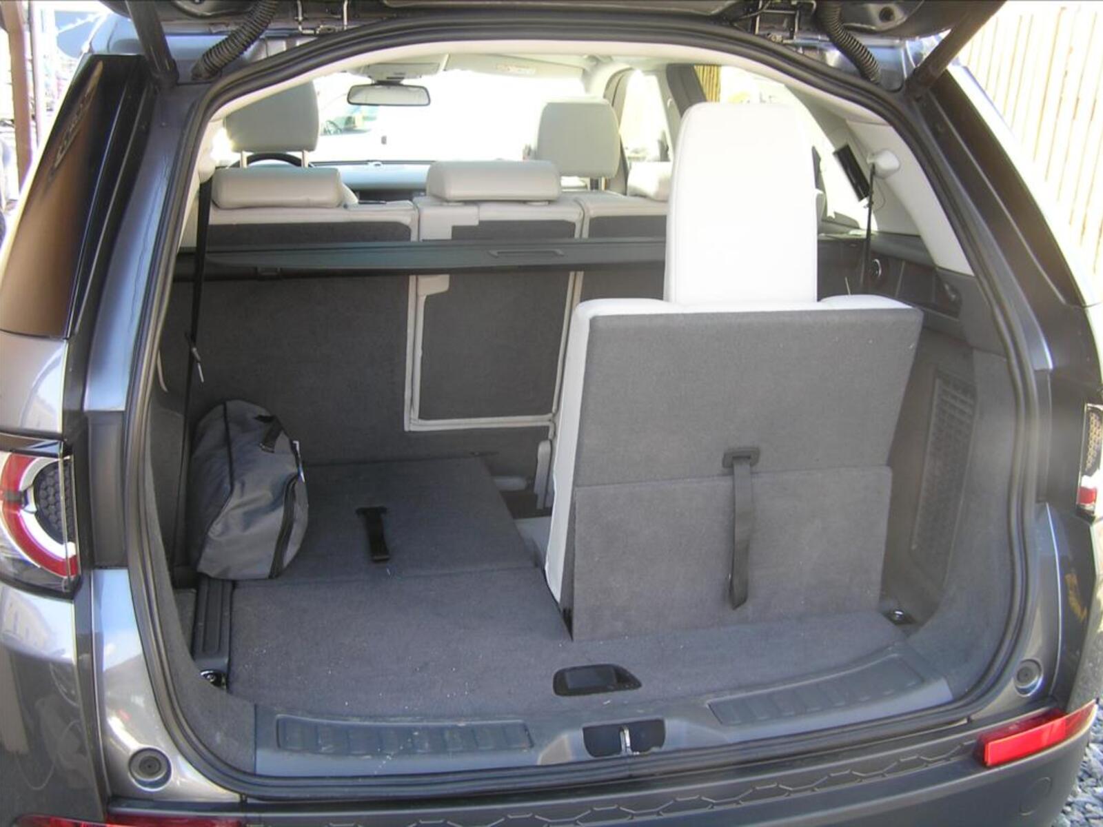 Land Rover Discovery Sport 13