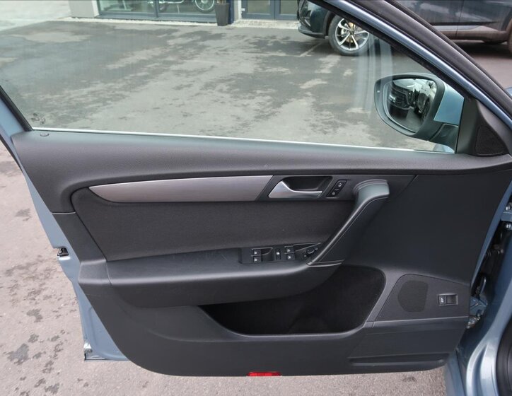 Volkswagen Passat Kombi 2,0 l 103 kw