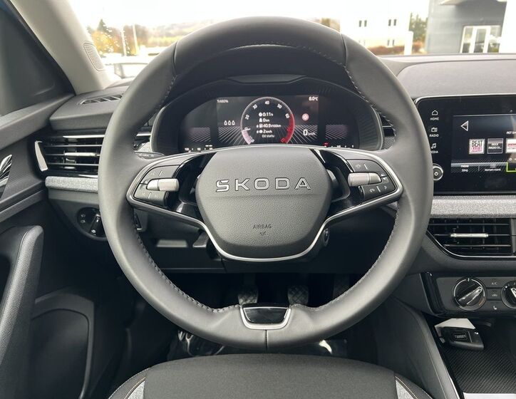 Škoda Scala 10