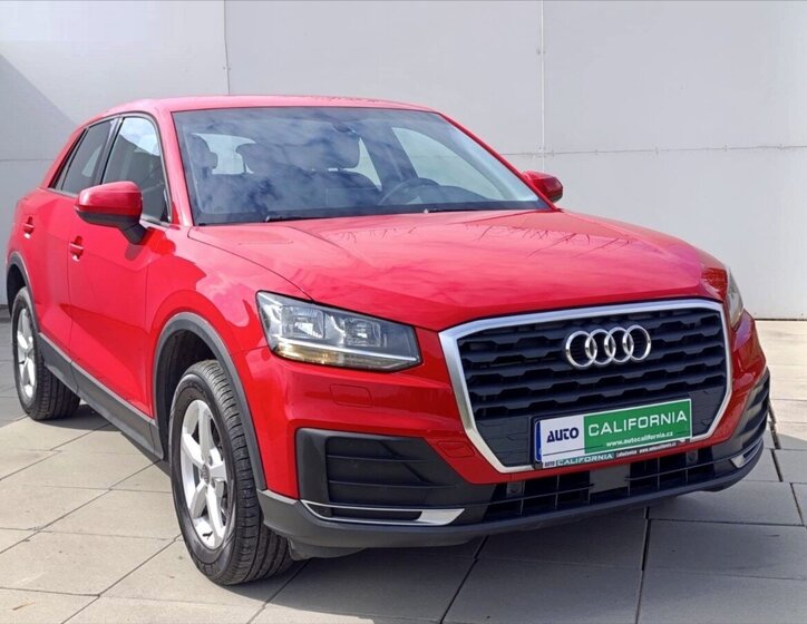 Audi Q2 SUV / Terénní 999,0 85 kw