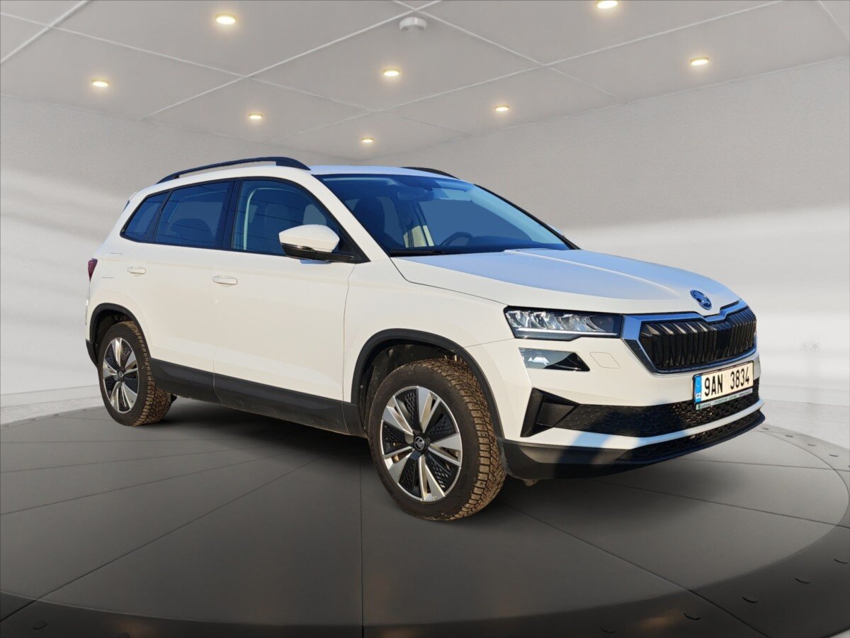 Škoda Karoq SUV 1,5 l 110 kw