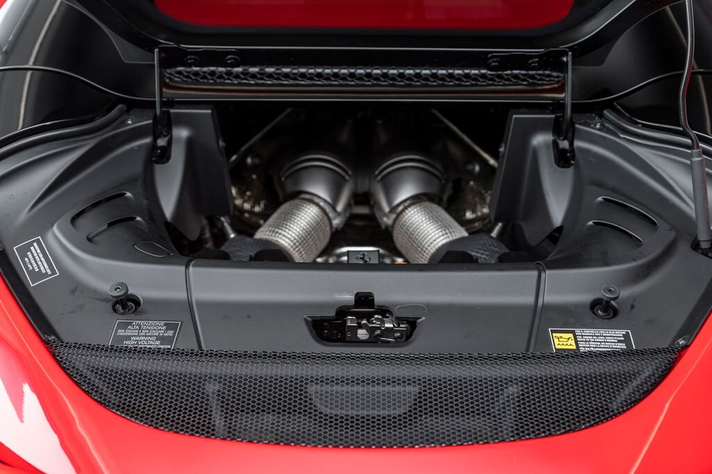 Ferrari Ostatní Kupé 3,0 l 610 kw