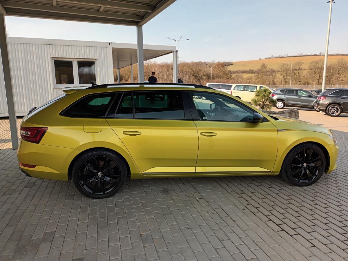 Škoda Superb Kombi 2,0 l 140 kw