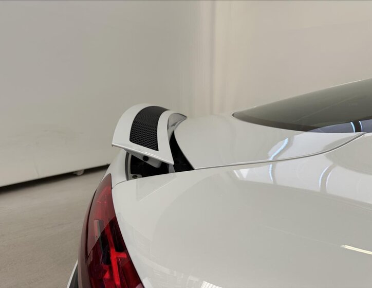 Audi R8 Kupé 5,2 l 386 kw