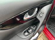 Nissan Qashqai SUV / Terénní 1,6 l 120 kw