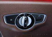 Mercedes-Benz Třídy E Sedan / Limuzína 2,0 l 135 kw