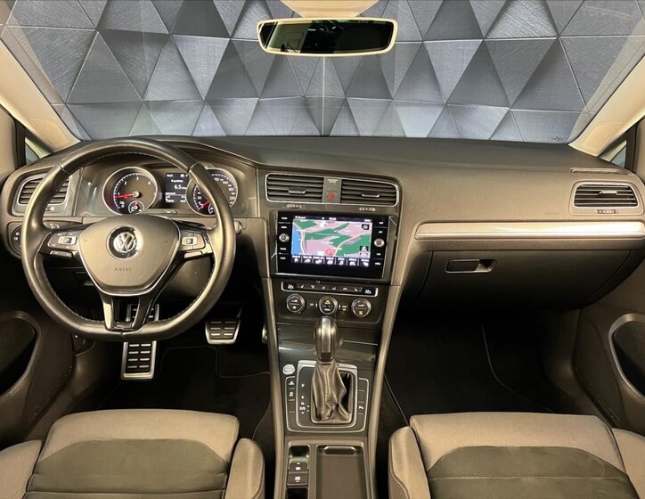 Volkswagen Golf Kombi 2,0 l 135 kw