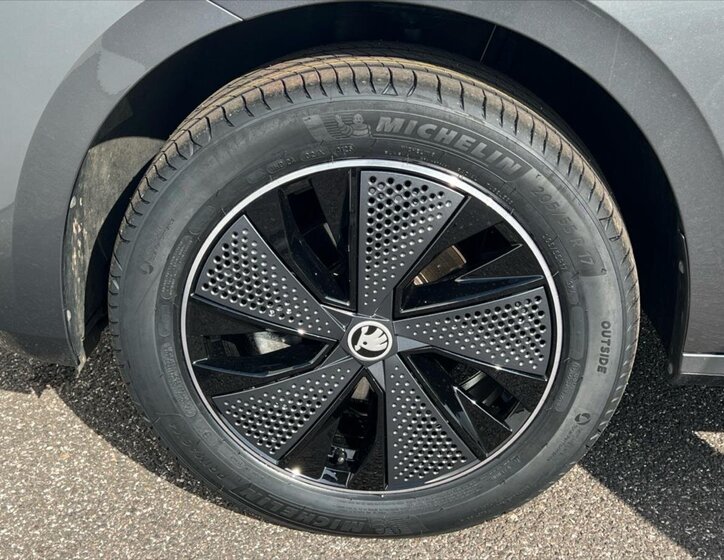 Škoda Kamiq Hatchback 999,0 85 kw