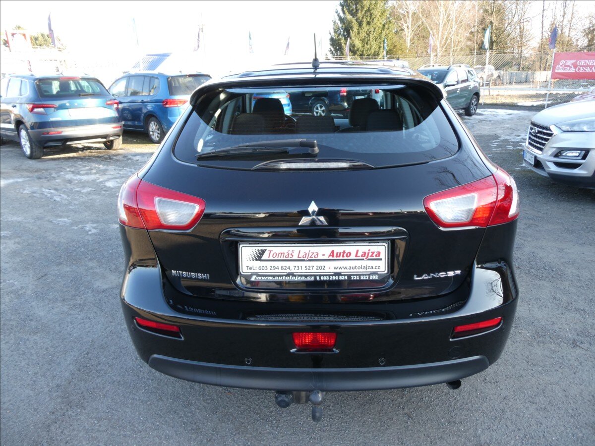 Mitsubishi Lancer Hatchback 1,8 l 105 kw