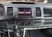 Volkswagen Caravelle 15