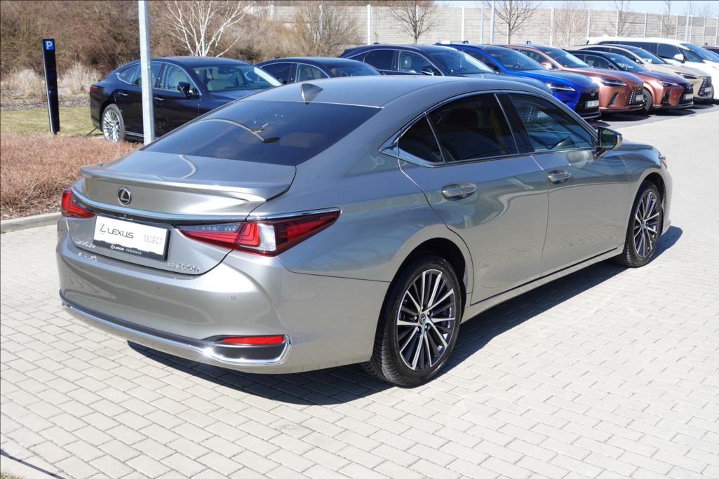 Lexus ES 300h
