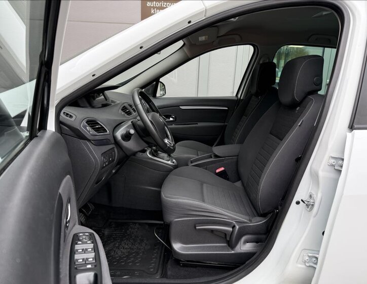 Renault Scénic Hatchback 1,5 l 81 kw