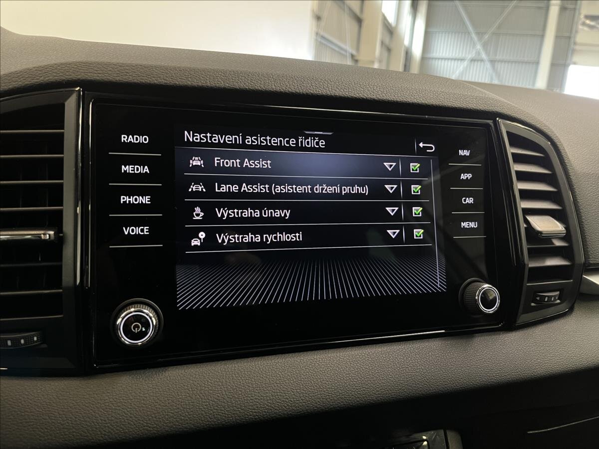 Škoda Karoq SUV / Terénní 1,5 l 110 kw