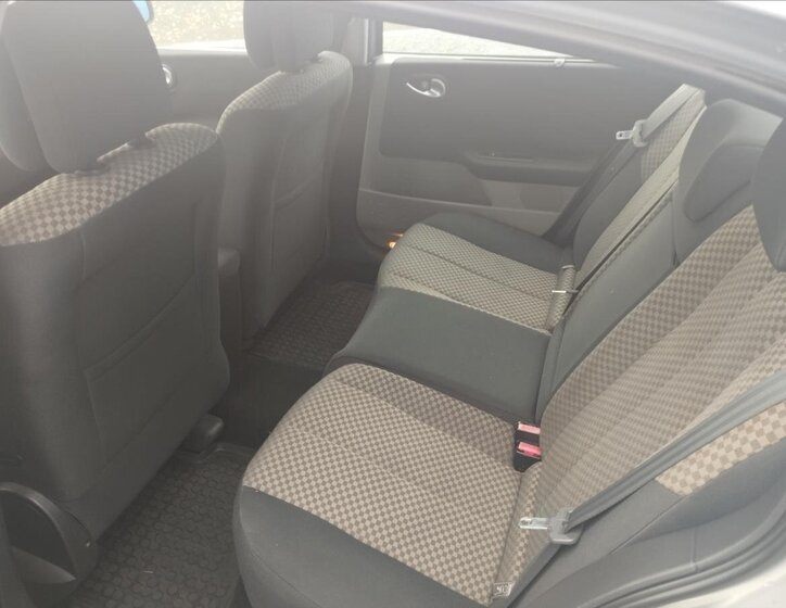 Renault Mégane Sedan / Limuzína 1,4 l 72 kw