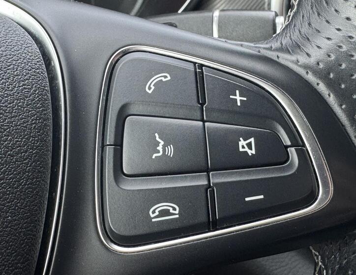 Mercedes-Benz Třídy V 26