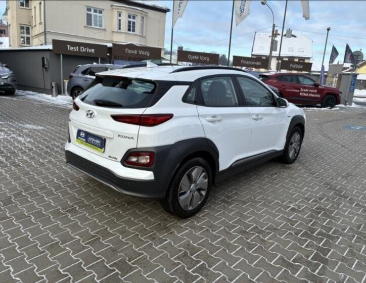 Hyundai Kona SUV / Terénní 0,0 150 kw