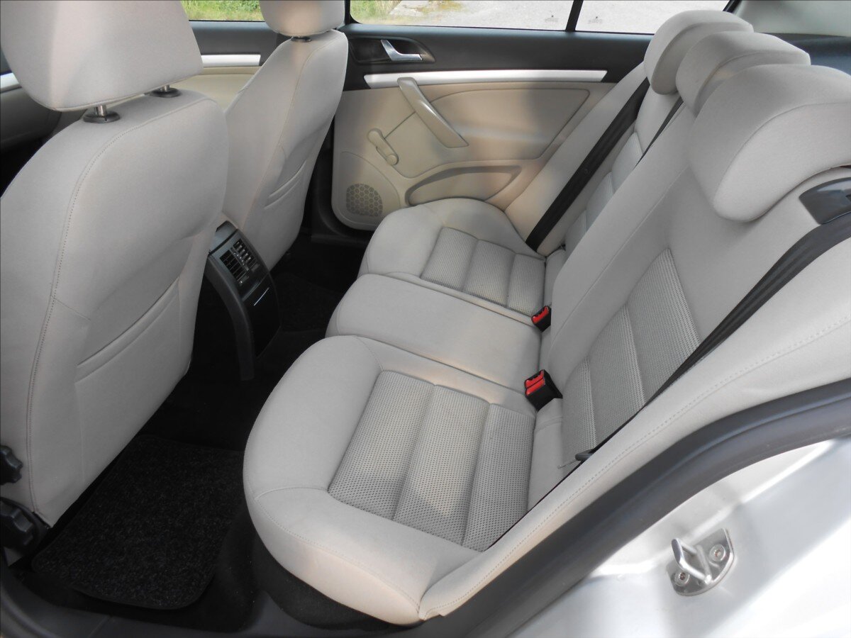 Škoda Octavia Liftback 1,6 l 75 kw