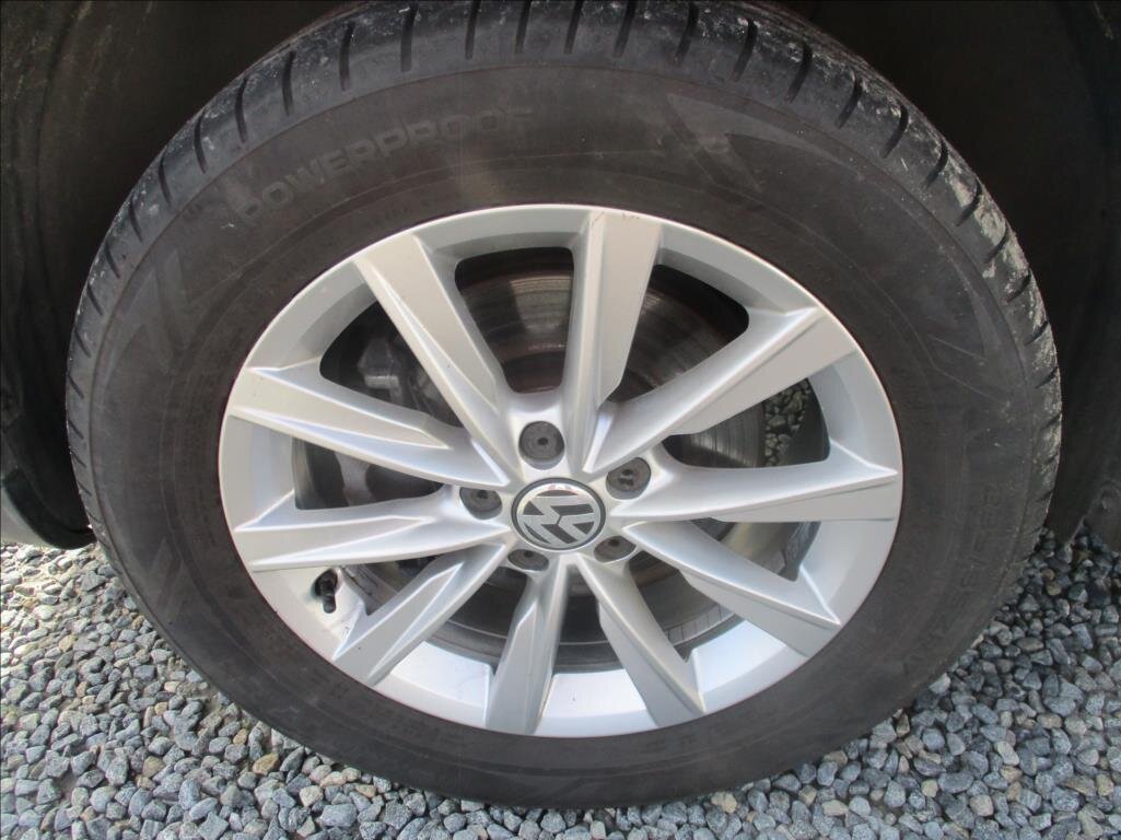 Volkswagen Tiguan SUV / Terénní 2,0 l 81 kw