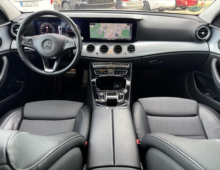 Mercedes-Benz Třídy E 20