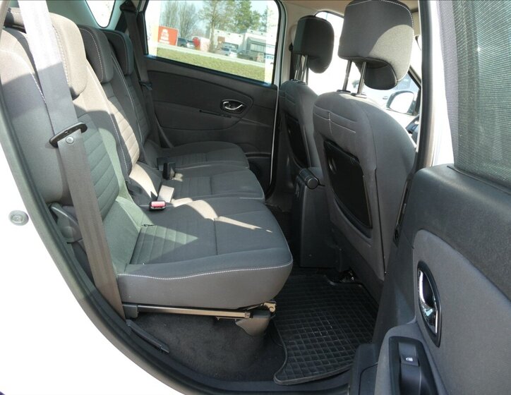 Renault Scénic MPV 1,5 l 81 kw