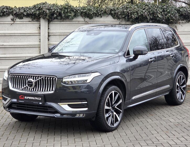 Volvo XC90 SUV / Terénní 2,0 l 173 kw
