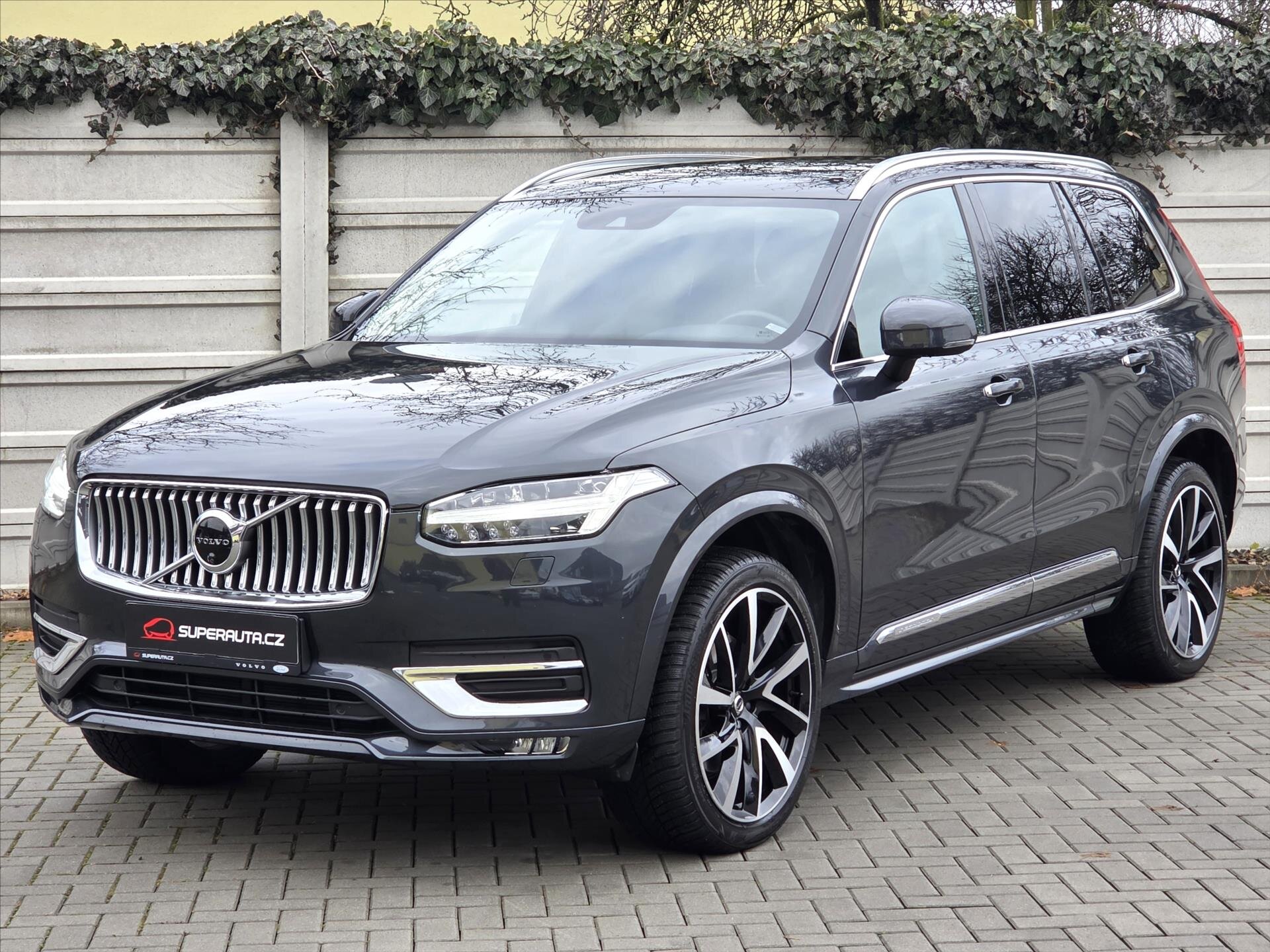Volvo XC90 SUV / Terénní 2,0 l 173 kw