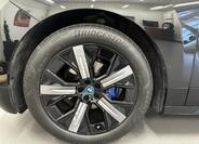 BMW iX 4