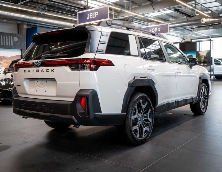 Subaru Outback SUV / Terénní 2,4 l 193 kw