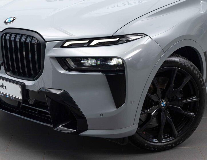 BMW X7 7
