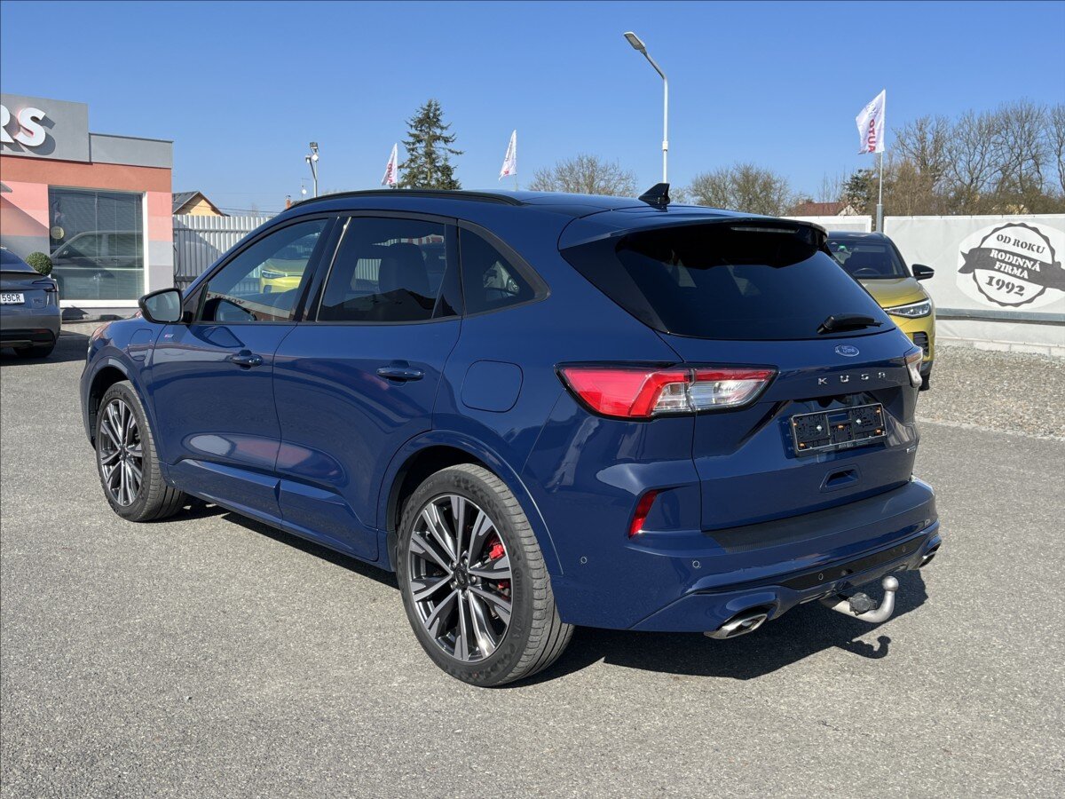 Ford Kuga SUV / Terénní 2,5 l 165 kw