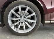 Volkswagen Passat Sedan / Limuzína 2,0 l 140 kw