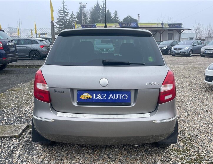 Škoda Fabia Hatchback 1,6 l 77 kw