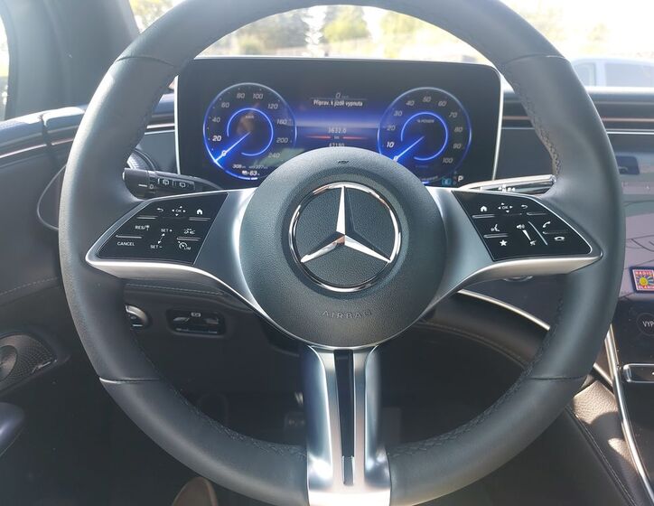 Mercedes-Benz EQE 19