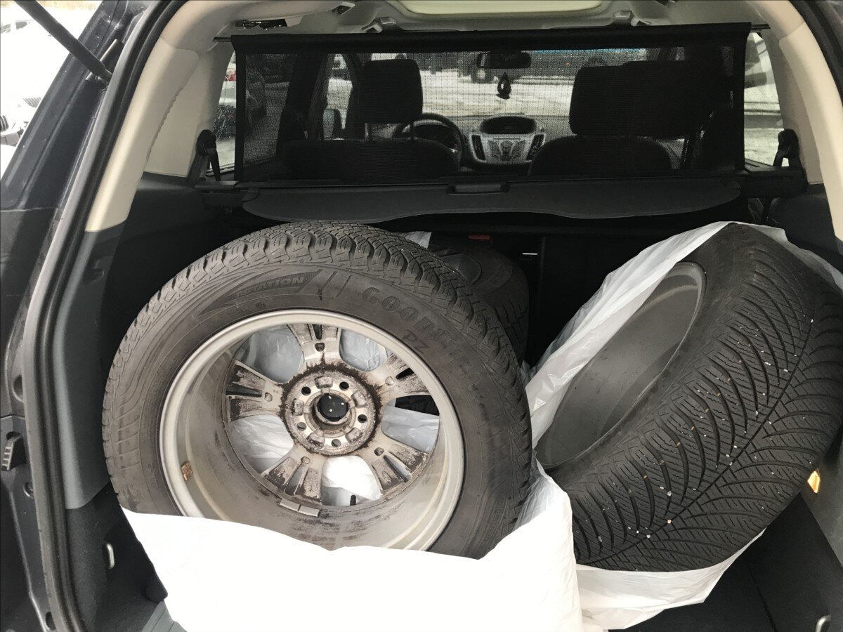 Ford Grand C-MAX Kombi 998,0 92 kw