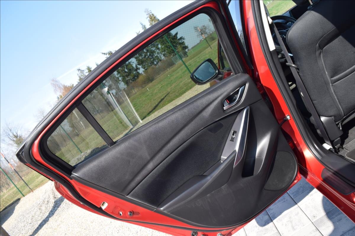 Mazda 6 Sedan / Limuzína 2,5 l 141 kw