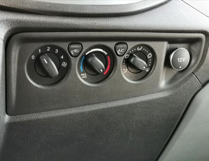 Ford Transit Ostatní 2,0 l 96 kw